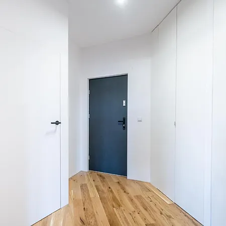 Ksiecia Witolda ~ Self Check-in 20h * Wroclaw