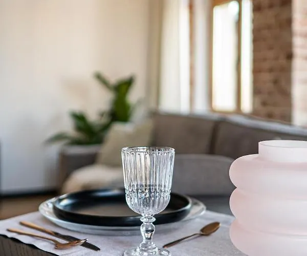 Ksiecia Witolda ~ Self Check-in 20h * Wrocław